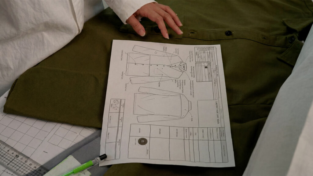 Proses pengembangan desain pakaian di PT Indo Gaya Nusantara (PT. IGN)